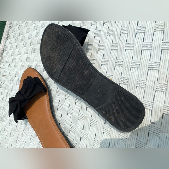 Women’s flats size 9 - Picture 3 of 3